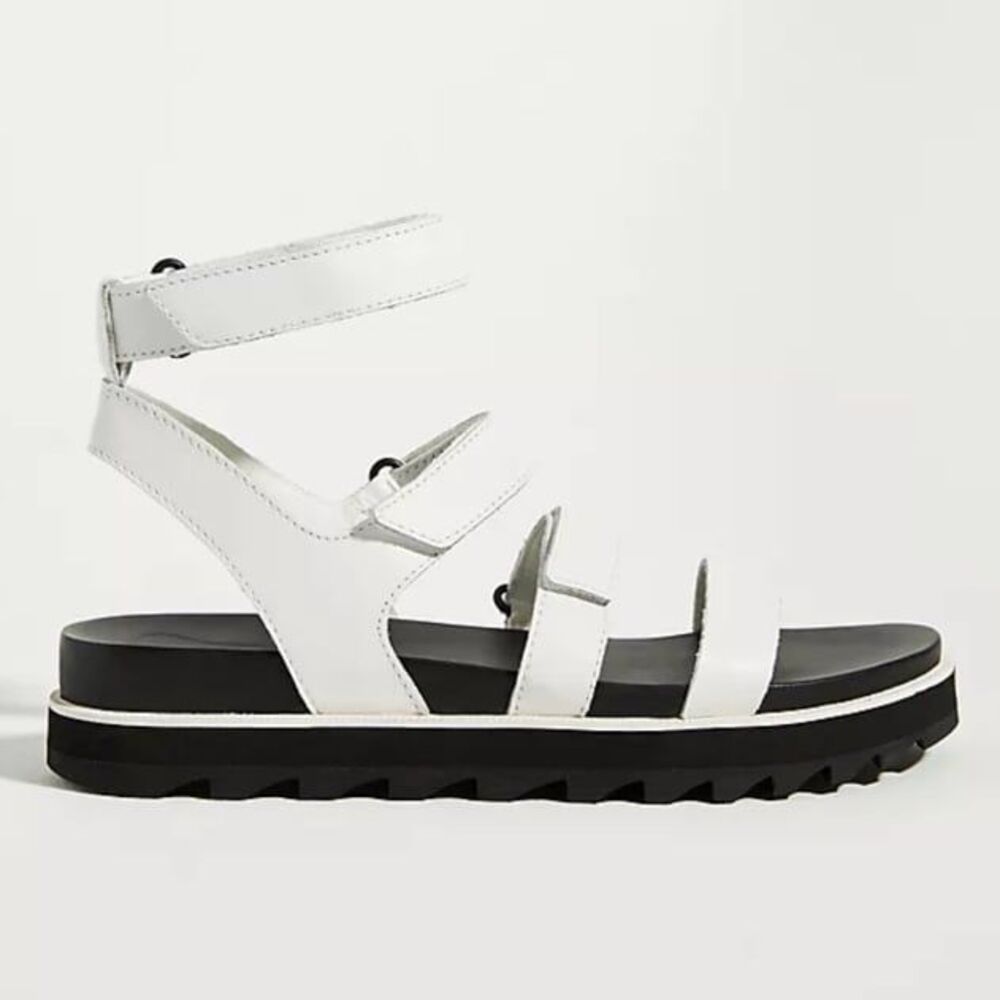 Sorel Women’s Roaming Multi-Strap Leather Sandals